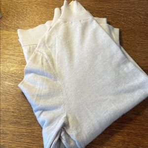 Banana Republic Soft Cream Women's Sweater